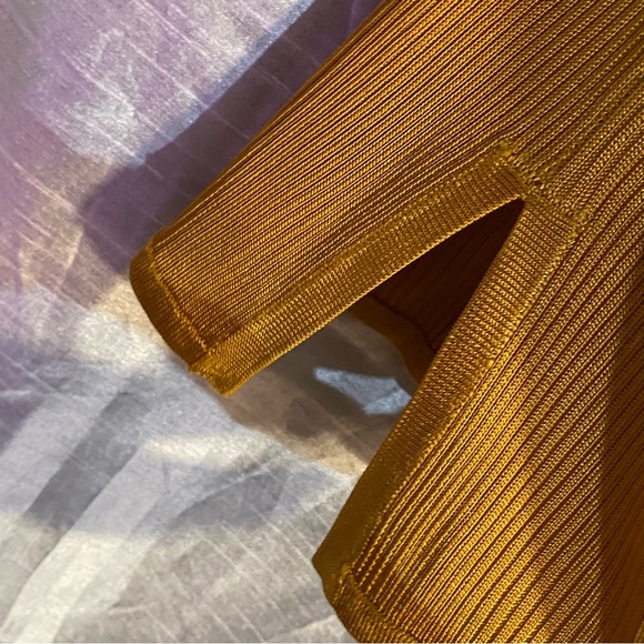 Liz Claiborne Collection SZ M, GUC, acetate, made in Hong Kong, shiny, silky - Picture 5 of 11